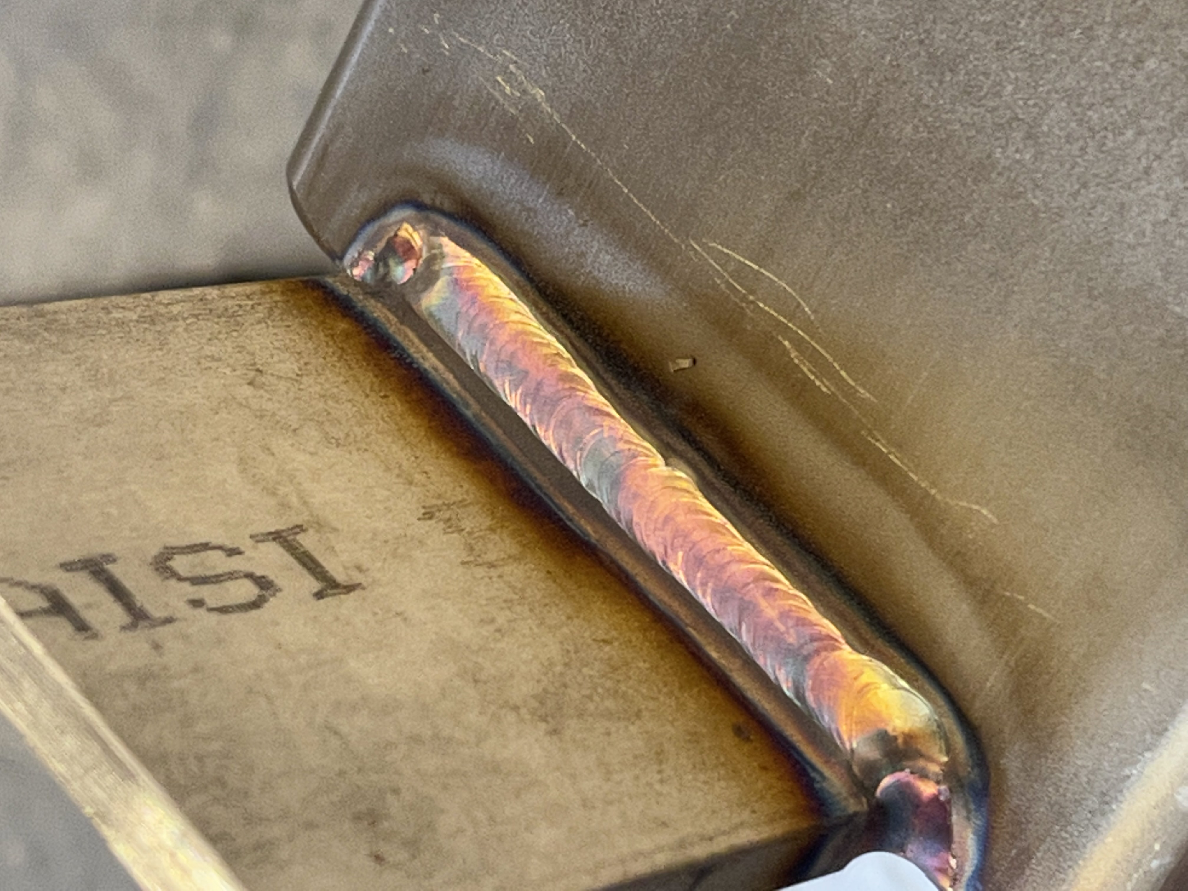 Præcis TIG-svejsning på rustfrit stål med farvegraduering