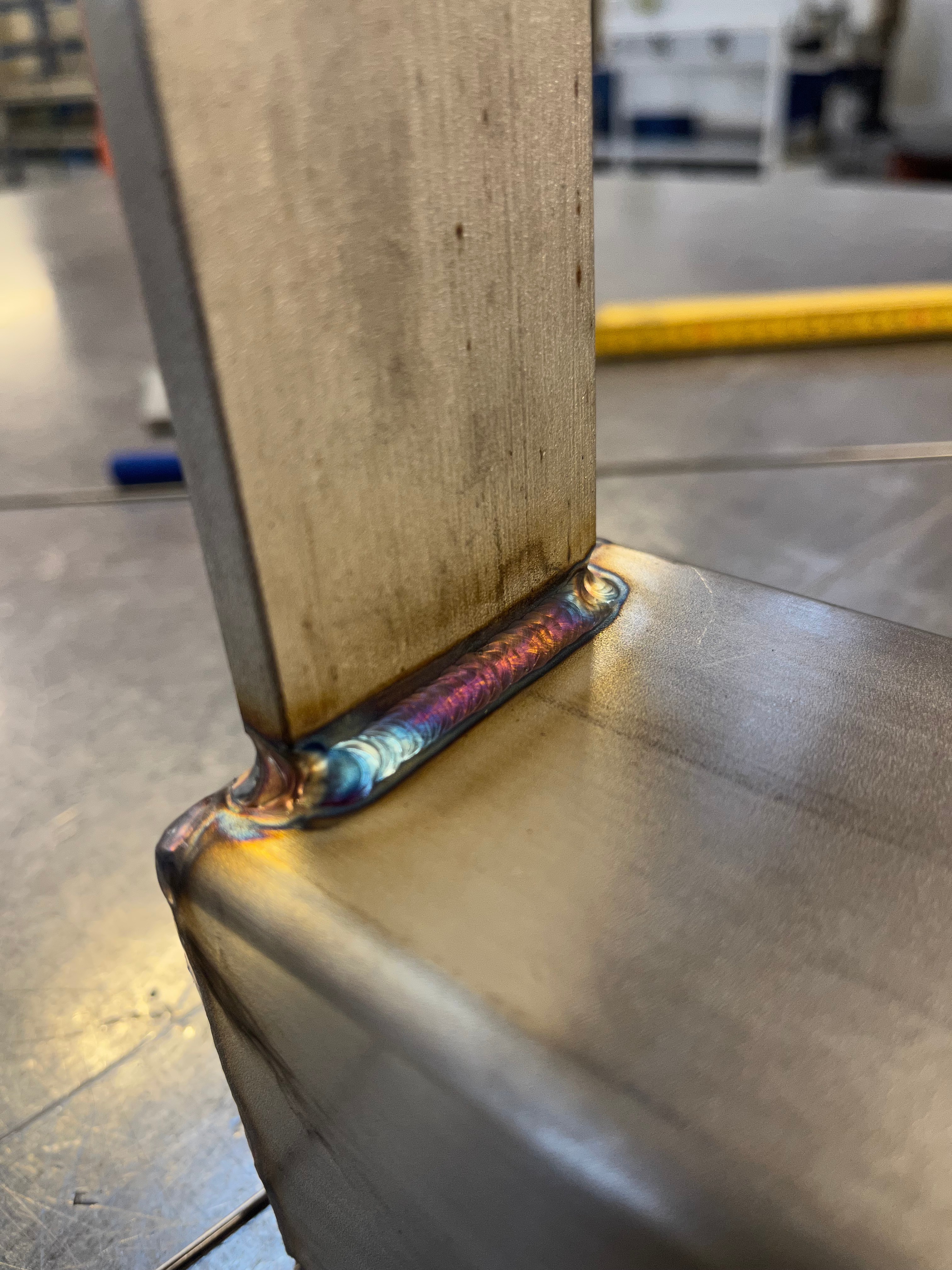 Præcis hjørneforbindelse i rustfrit stål